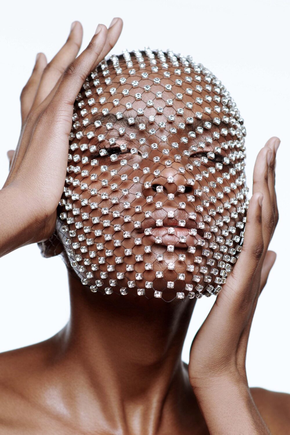 Birdcage Face Mask - Crystal Bridal Veil Avant-Garde Fashion Headpiece Lightweight Mesh Unique For Wedding/Party/Photoshoot