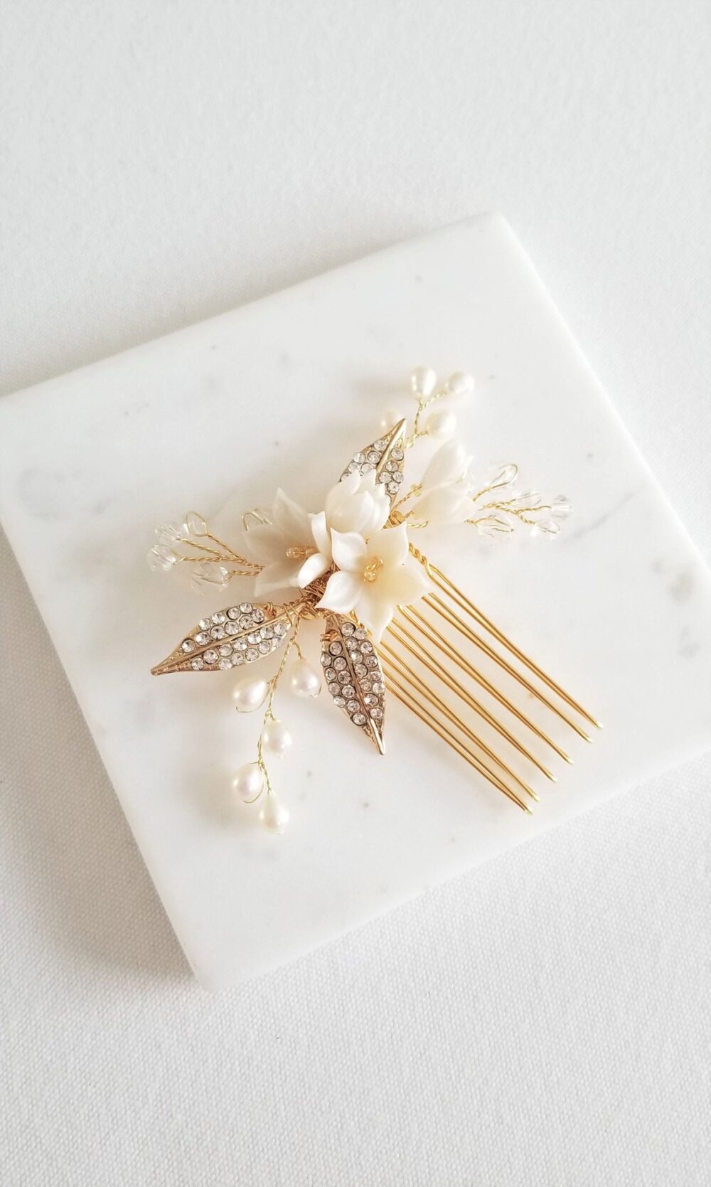 Wedding Hair Comb Freshwater Pearls, Small Clay Flower Comb, Gold Pearl Bridal