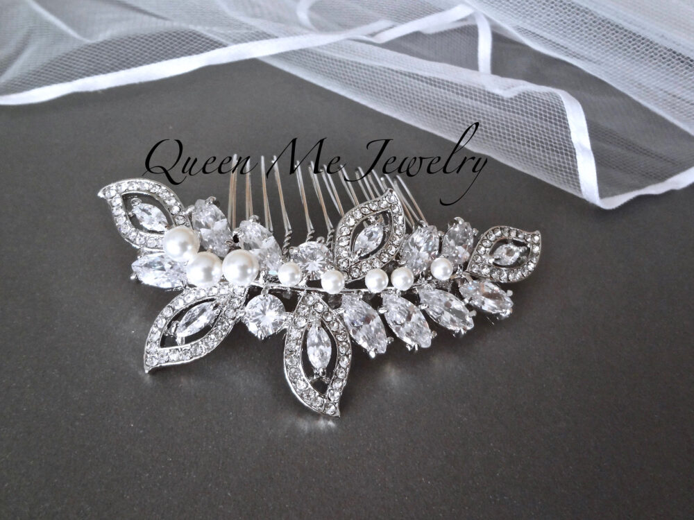 Wedding Hair Comb For A Bride Pearl & Cz Bridal Hairpiece Accessories Jewelry Vine Hairpiece Comb. Lilly