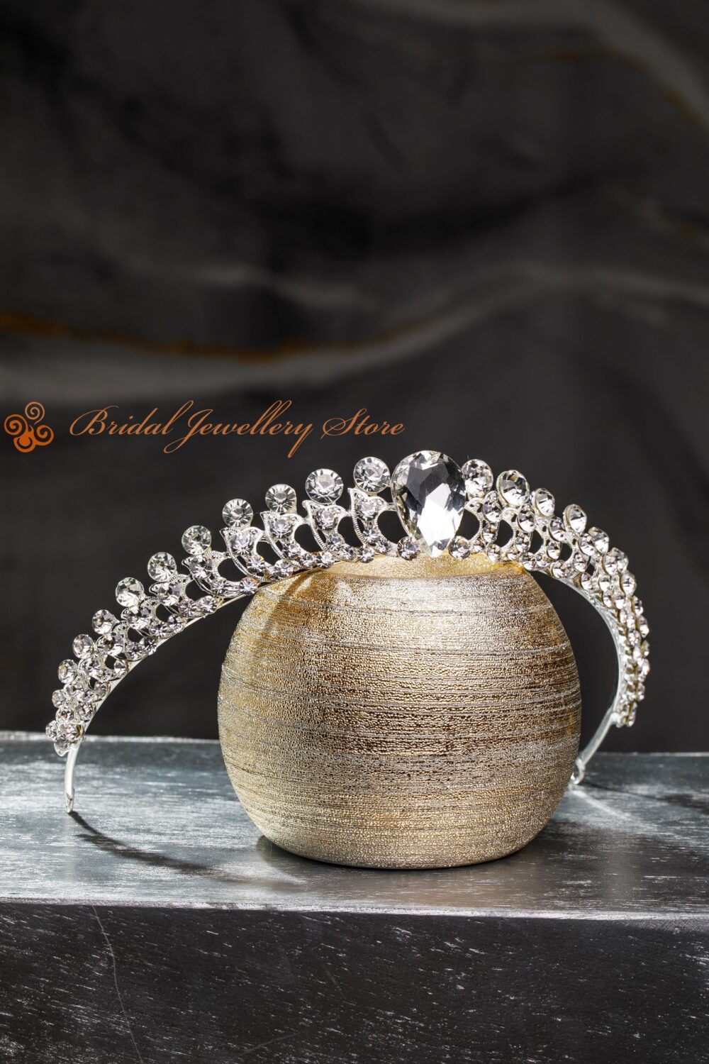 Crystal Bridal Tiara, Silver Wedding Headpiece, Rhinestone Crown
