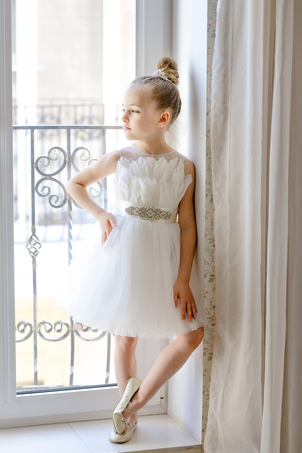 White Feather Mini Dress With Sash Belt, Flower Girl Tulle Tutu, See Through Party Outfit, Bride A Line Dress, Baby Princess Wedding
