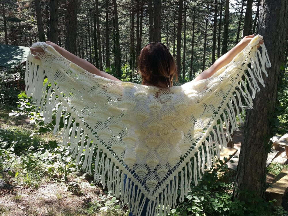 Cream Bridal Shawl, Knit Wedding Winter Wool Capelet, Bridesmaid Scarf, Autumn Crochet Fall Evening Wrap
