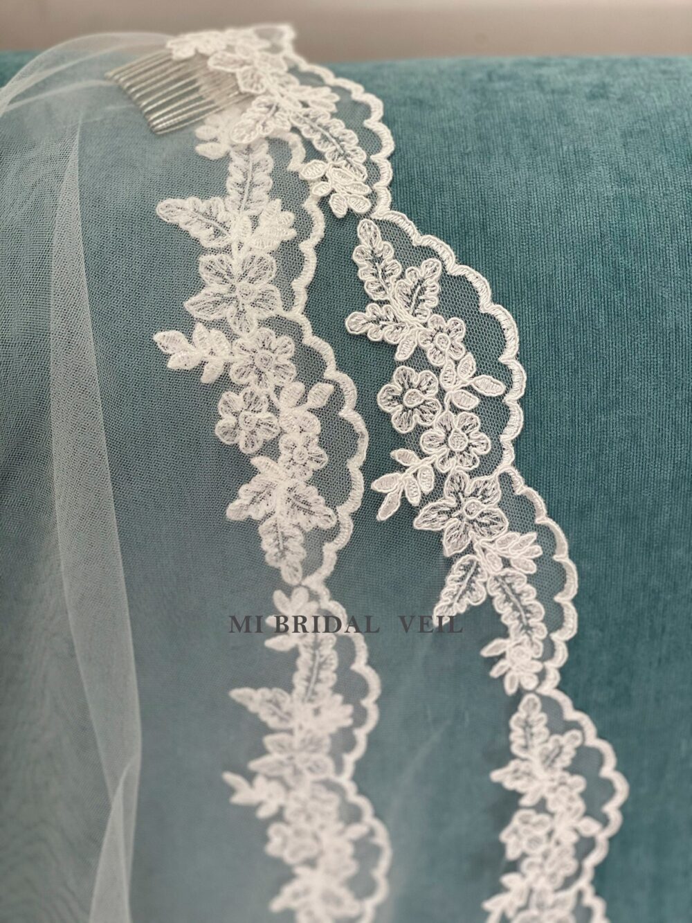 Mantilla Veil, Lace Wedding Cathedral Vintage Inspired Rose W Leaf Lace, Mi Bridal Veil