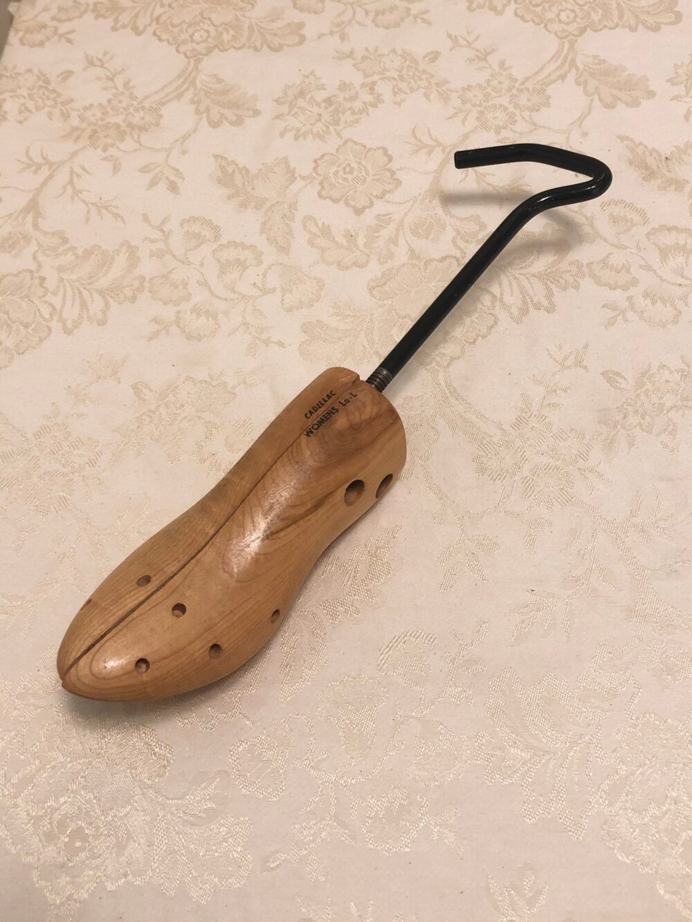 Wooden Cadillac Shoe Stretcher Womans Lo.l Metal Hook & One High Quality Accessory Repair