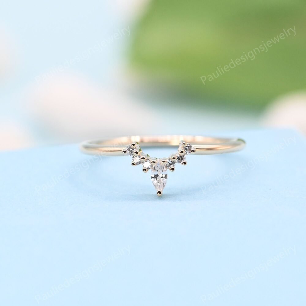 Moissanite Wedding Dand, Yellow Gold Band Women Bridal Ring, Unique Curved Diamond Promise Anniversary Ring