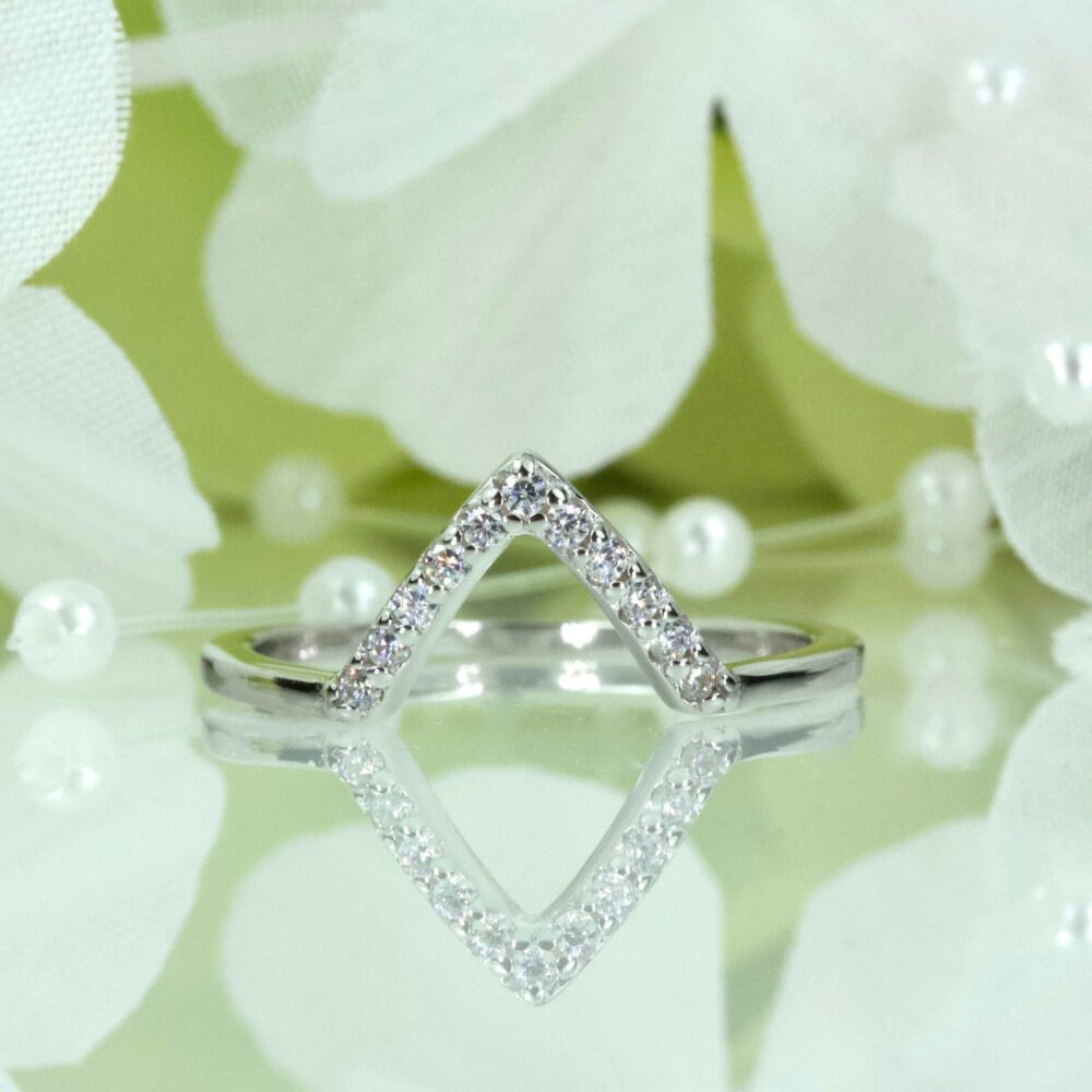Chevron-V Curved Cubic Zirconia Wedding Band in Sterling Silver, Proposal Ring, Promise Travel Anniversary Ring | 069