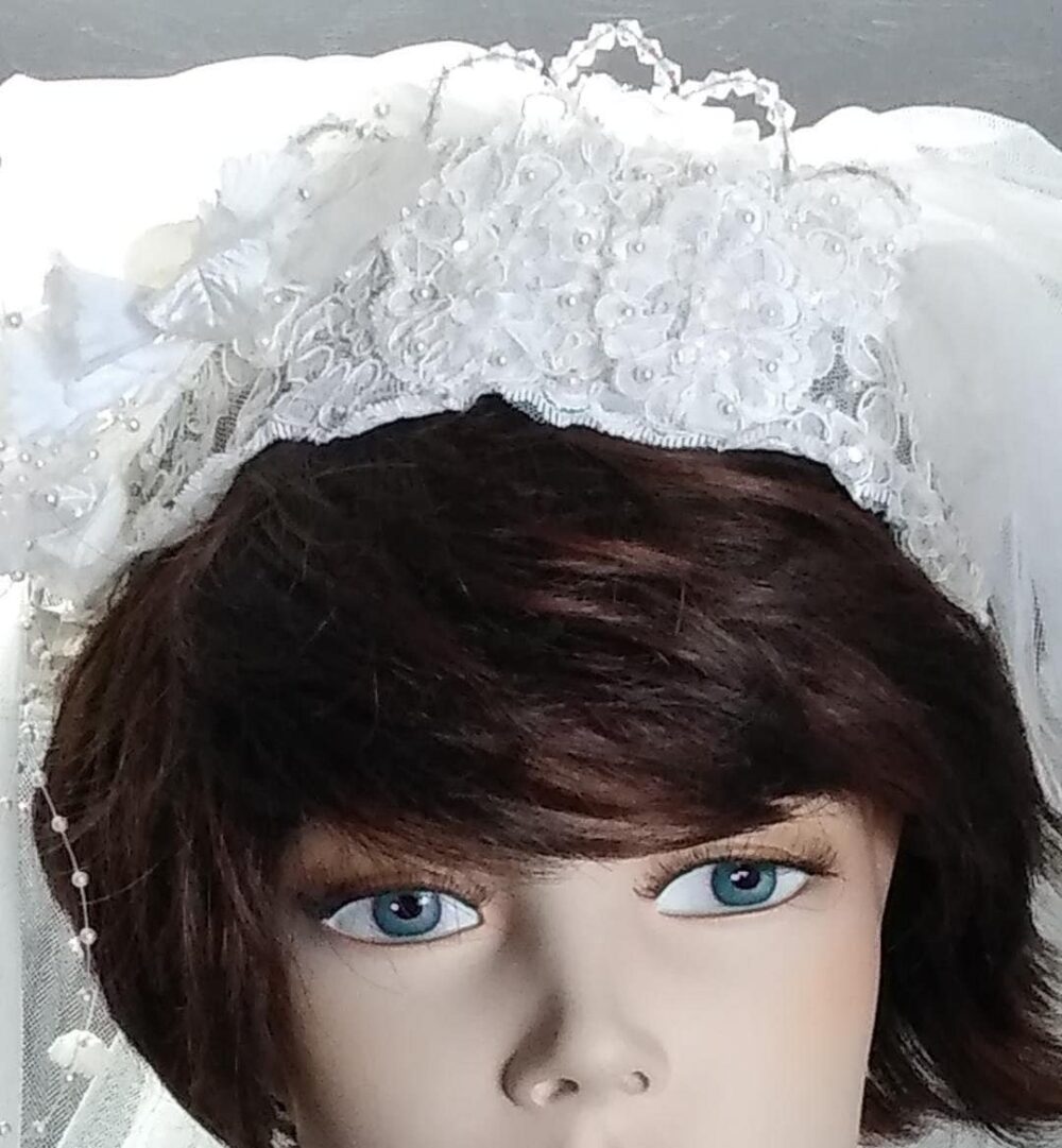Vintage Bridal Headpiece, Fingertip Veil, Pearl & Lace Juliet Cap