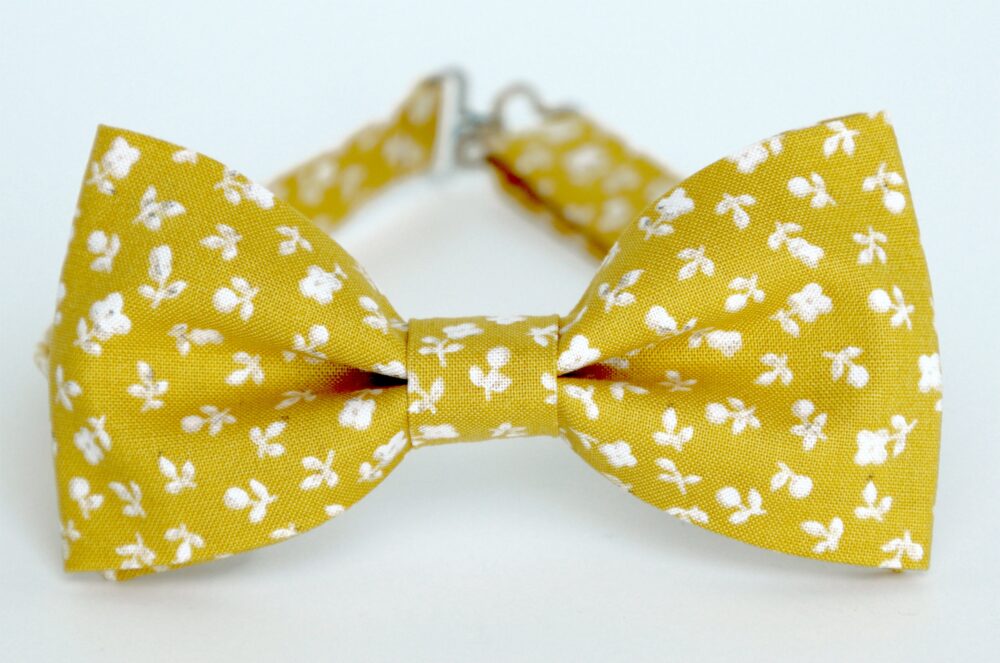 Yellow Floral Bow Tie, Men Bowtie, Wedding Grooms Groomsmen Ringboy Kids Boys Spring Yellow Tie