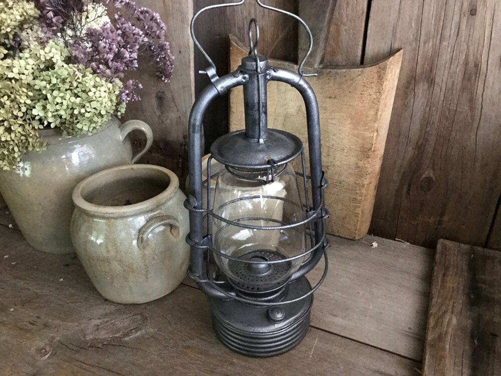 Rustic French Iron Oil Lantern Lamp Kerosene Paraffin, Farmhouse, Garden Lighting Decor Prop