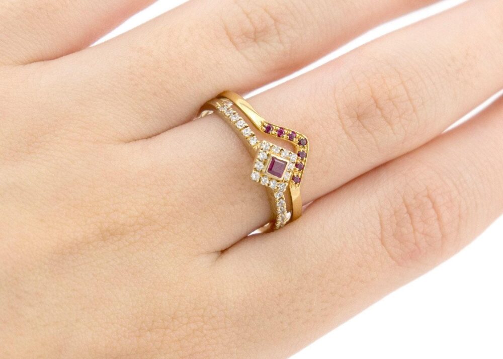 Ruby & Diamond 14K Gold Wedding Ring Set Vintage Bridal Jewelry