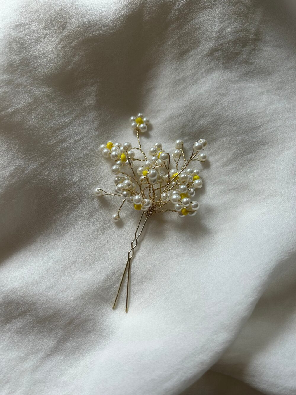 Pearl Daisy Wedding Hair Pin Bridal Flower Girl Accessory