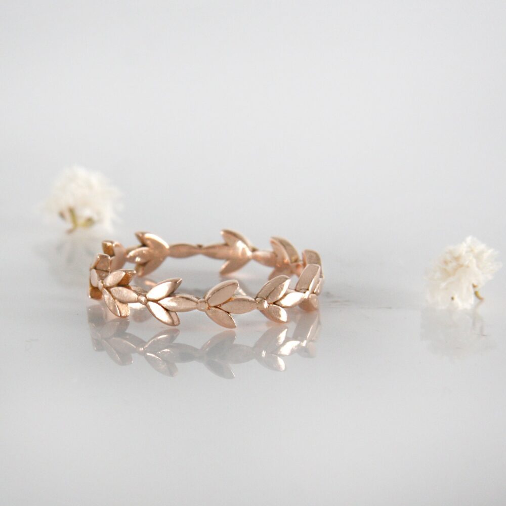 14K Solid Gold Leaf Eternity Band Ring, Nature Inspired Wedding Band, Vine Leafe Stacking Botanical Anniversary Gift For Her