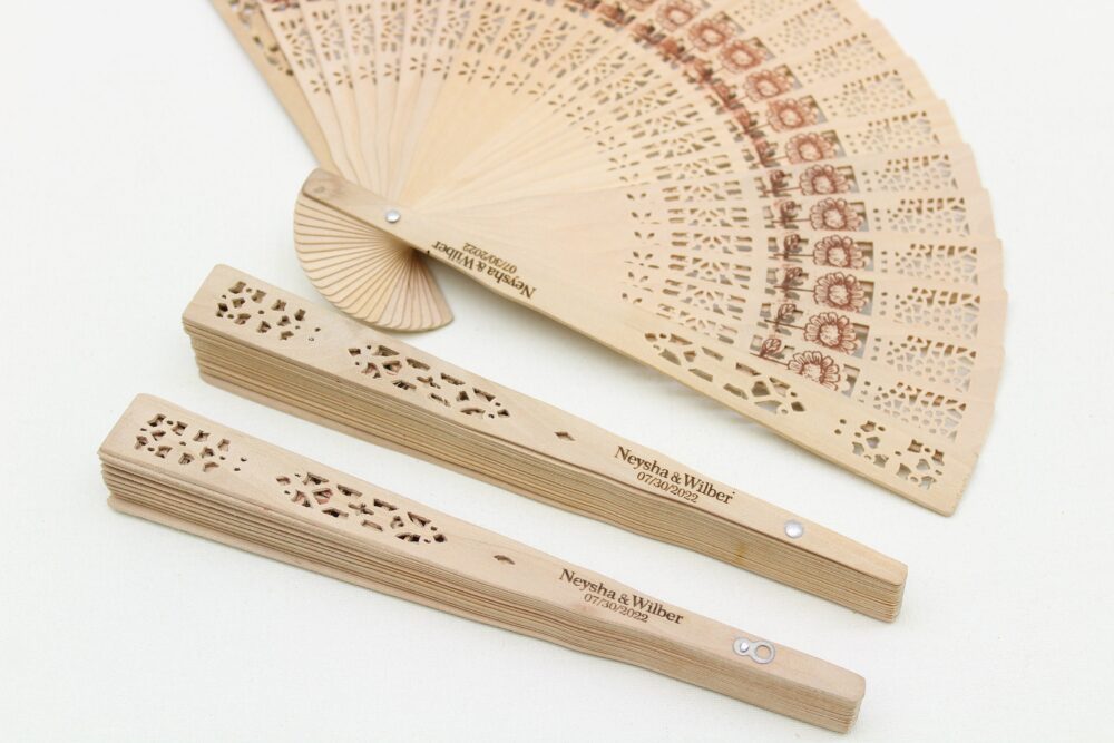 Bulk Summer Wedding Favors Personalized Rustic Sandalwood Fans Folding Bridal Shower Beach For Guests